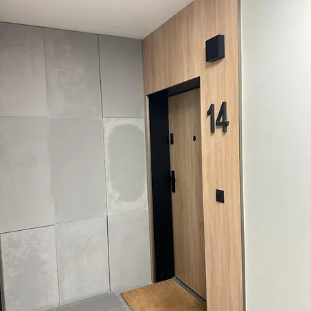 Premium Zamkowa A14 *